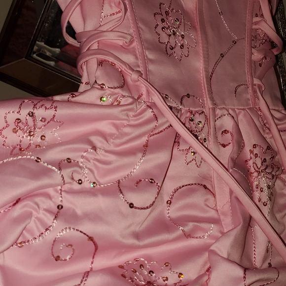 Gown girls size 10 - Picture 4 of 6